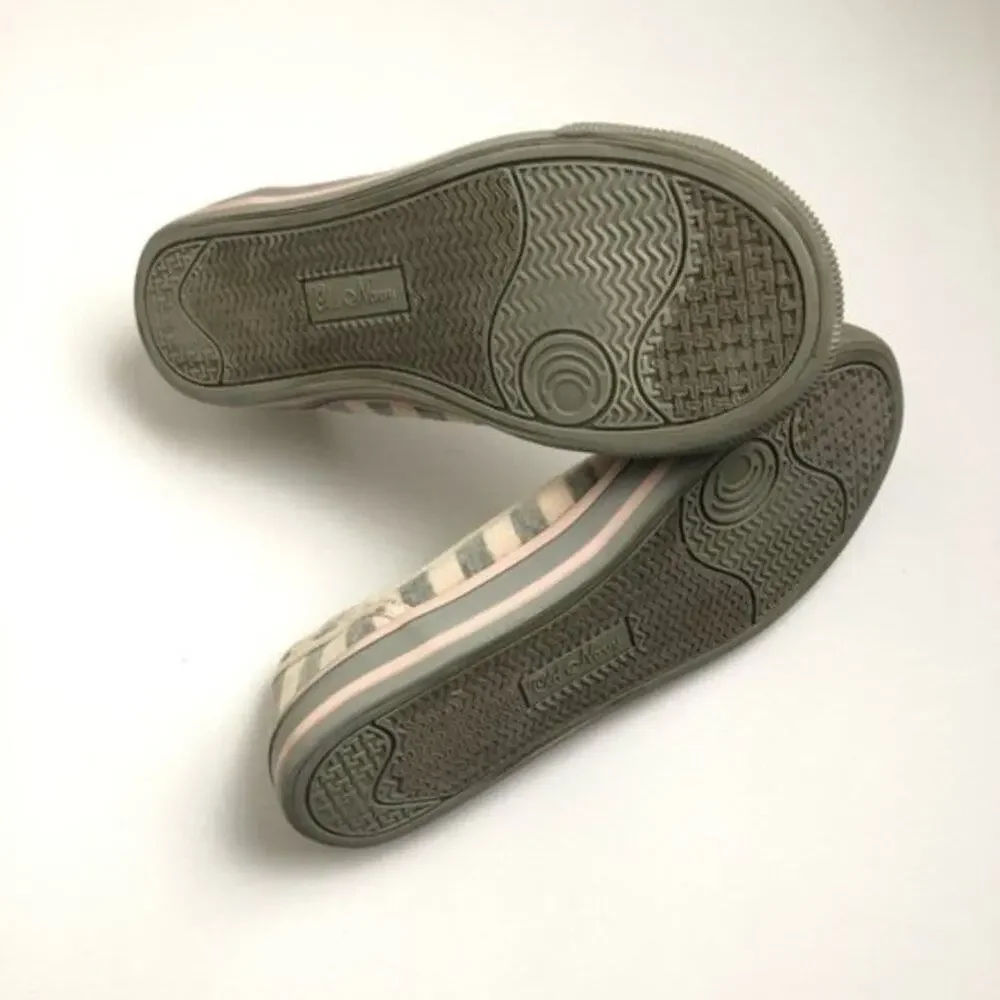 Old Navy Toddler Girls Striped Slip on Sneaker Shoes Size 13